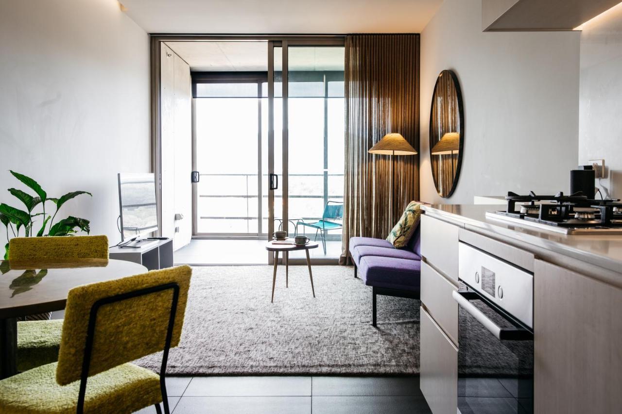 Nishi Apartments Eco Living By Ovolo Canberra Exterior photo
