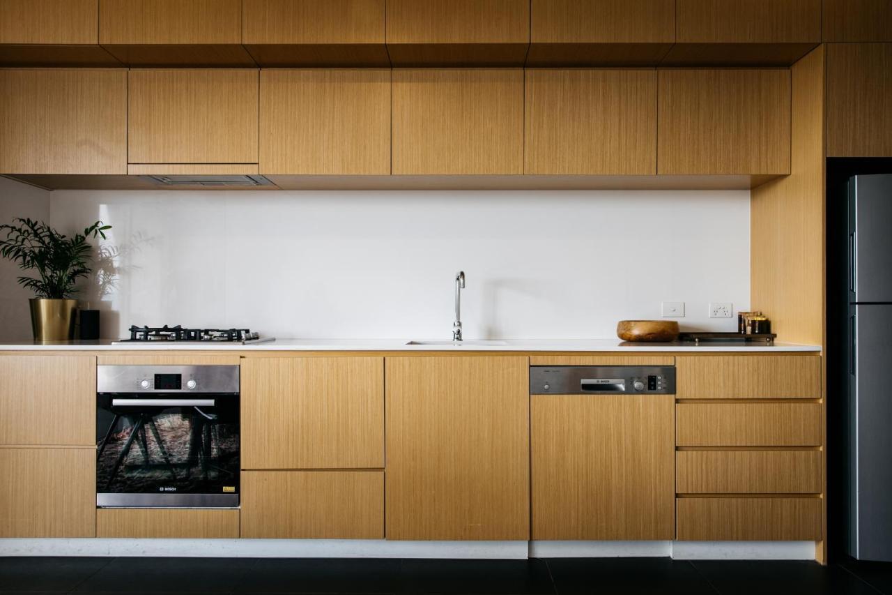 Nishi Apartments Eco Living By Ovolo Canberra Exterior photo