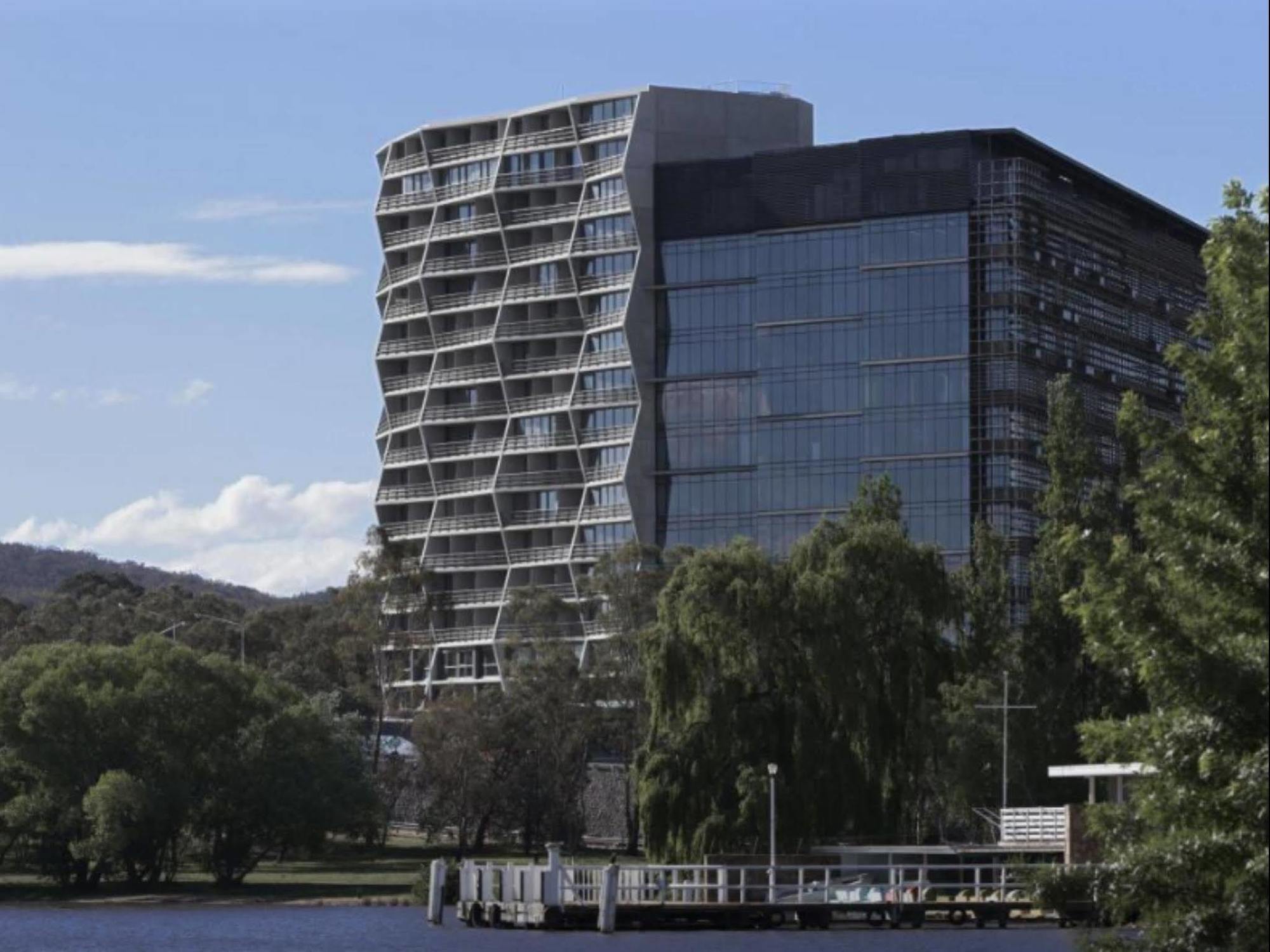 Nishi Apartments Eco Living By Ovolo Canberra Exterior photo
